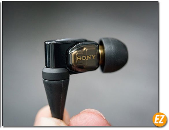 Tai nghe nhét tai của Sony